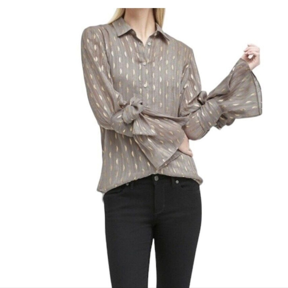 ☆ BANANA REPUBLIC Taupe Dillion Shirt, XS ☆